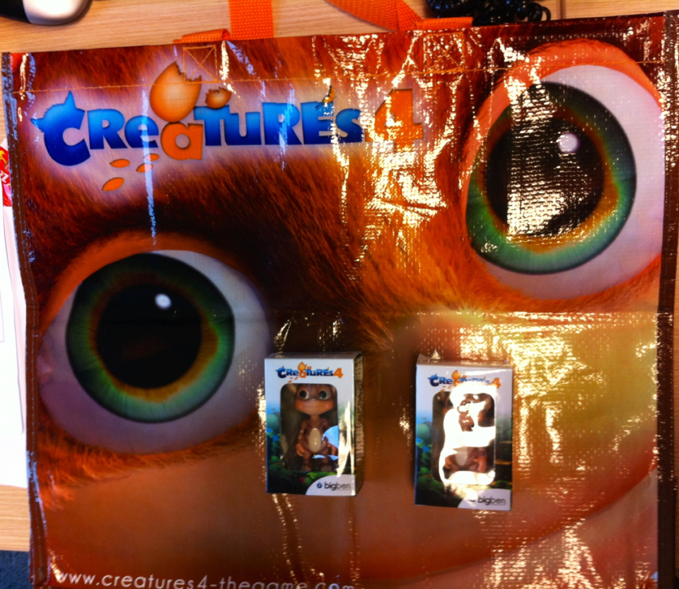 C4 Merchandise: Exclusive Bag (Click to enlarge)